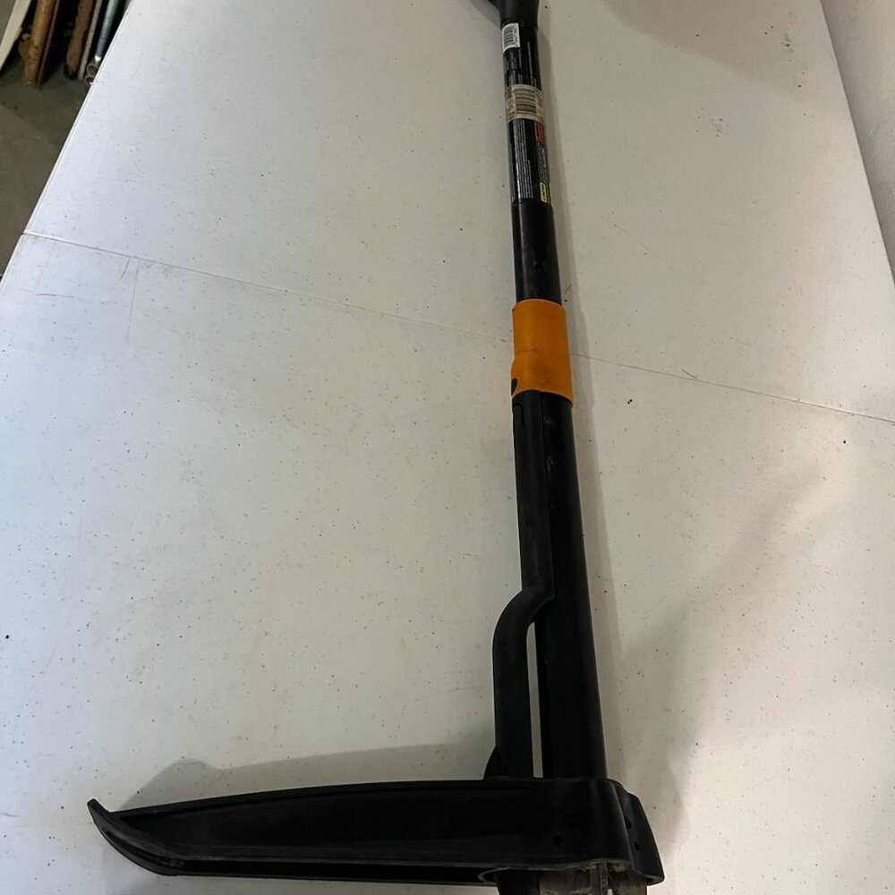 Fiskars 4-Claw Stand Up Weeder Gardening Hand Weeding Tool with 39" Long Easy - Picture 8 of 13